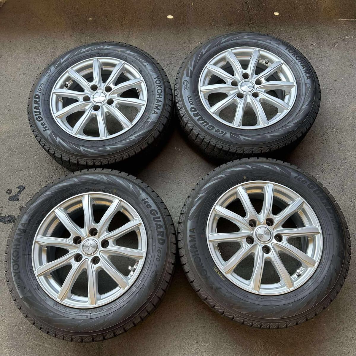 【6700】★ 205/65R16 4本セット冬タイヤ ヨコハマ アイスガード IG70 [2021年】アルミンホイール 16X6.5j PCD114.3 ハブ60mm 5穴拍卖