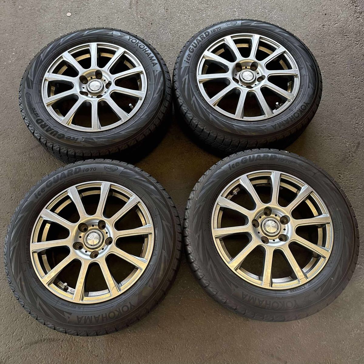 【6717】★ 205/60R16 4本セット冬タイヤ ヨコハマ アイスガード [2021年】アルミンホイール 16x6.5j PCD114.3 ハブ73mm 5穴拍卖