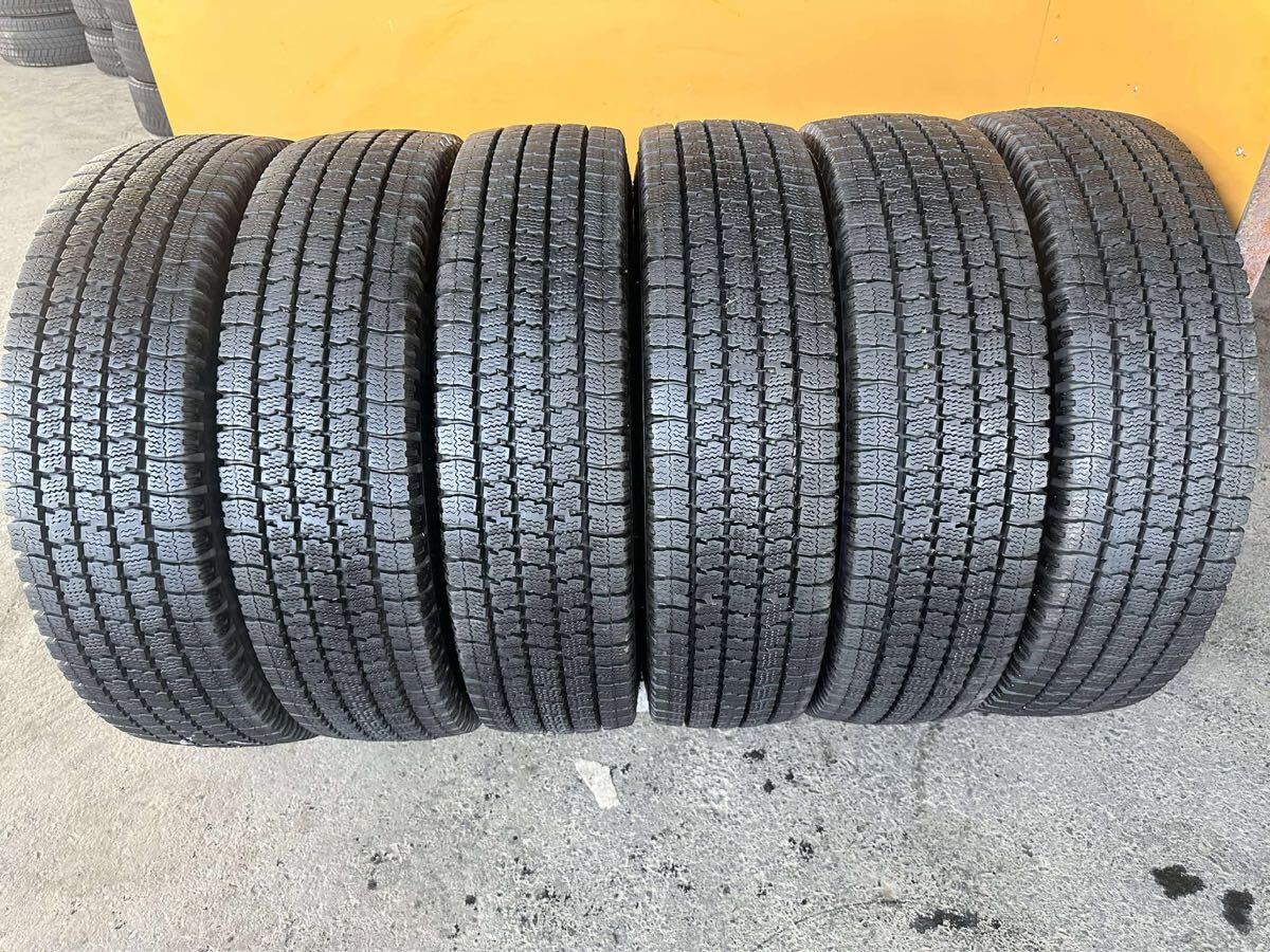 【6894】★195/85R15 113/111N/LT 6本 冬タイヤバリ山 トーヨータイヤ・デルベックス M935 [2022年】拍卖