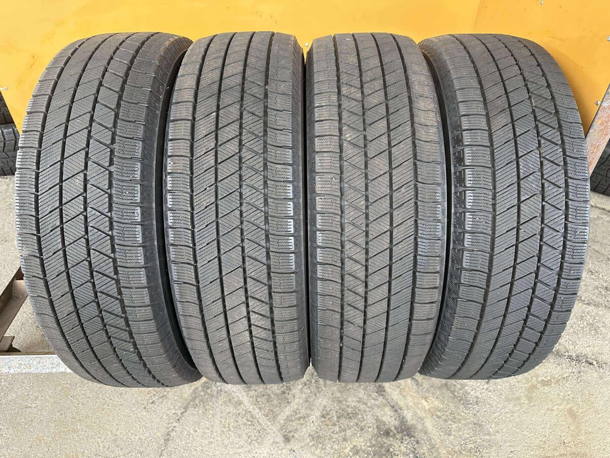 【6930】★【送料無料】★195/60R17 4本セット冬タイヤバリ山 ブリヂストン ブリザック VRx3[2021年】拍卖