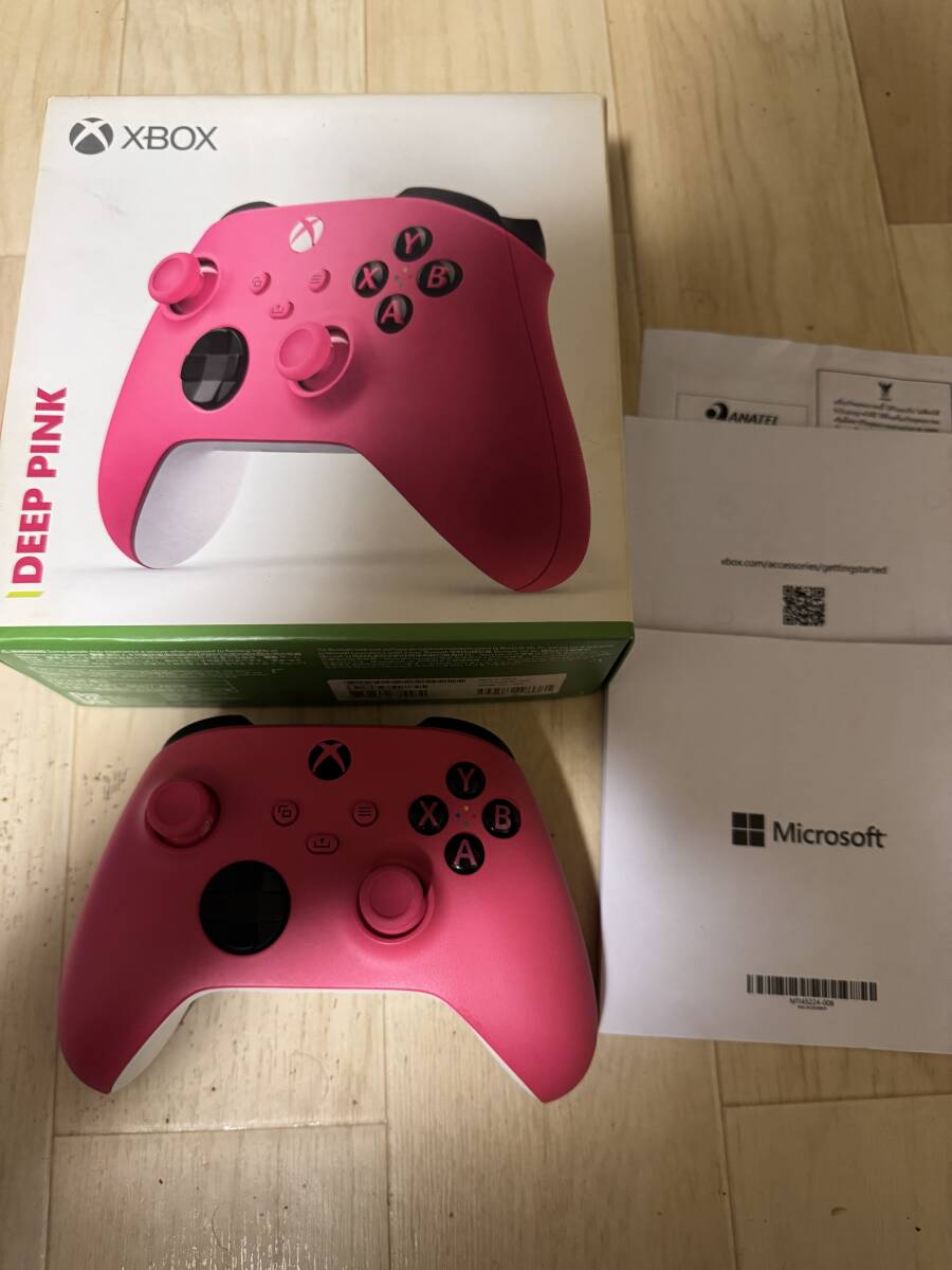 【美品】マイクロソフト Microsoft Xbox ワイヤレス コントローラー (ディープ ピンク) QAU-00084  送料1000円拍卖