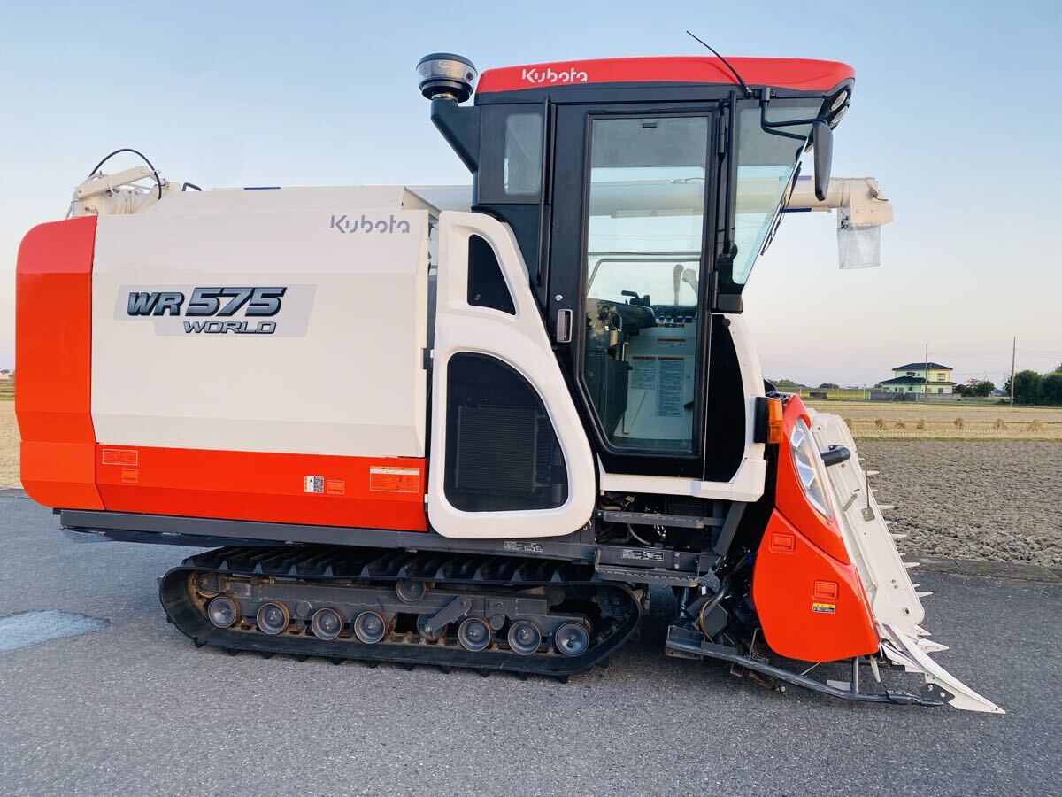 ☆ クボタコンバイン ☆WR575-MQ☆5条刈☆ 281時間 ☆ 75馬力 ☆デバイダー 付き ☆ アンローダ操作 リモコン拍卖
