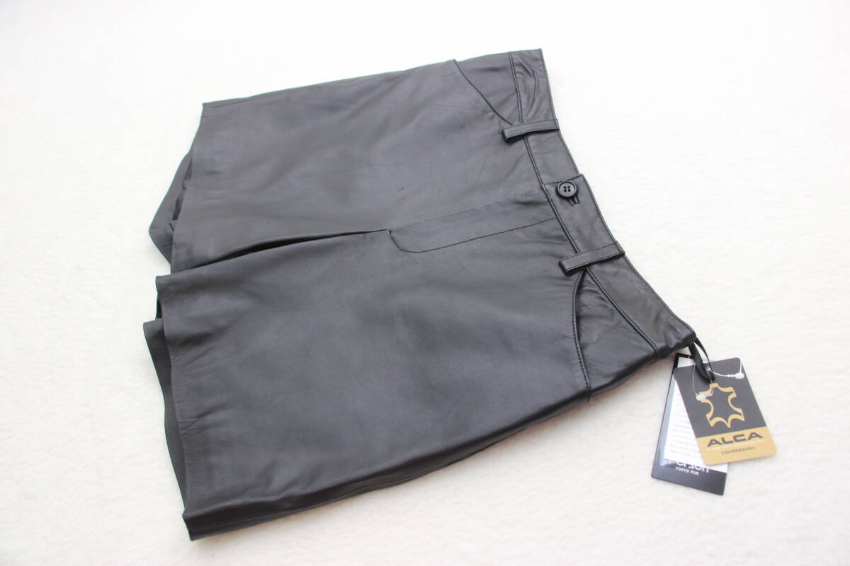 5643 新品タグ付き 高級羊革レザーショートパンツ ブラック13号 定価¥27,500+税拍卖