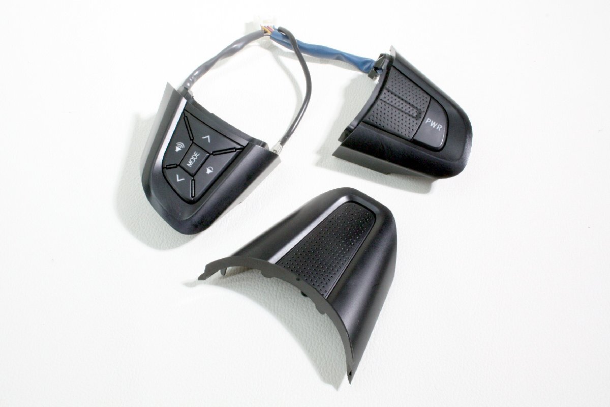 LA250S (LA260S) キャスト H29年式 走行少17740km ダイハツ純正 ステアリングスイッチ (LA600S LA700S等) S10O...拍卖