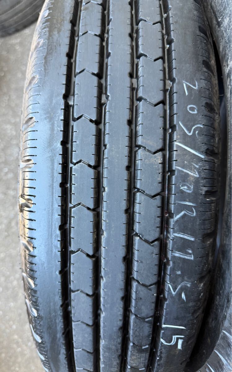 205/70R17.5 ブリヂストン R202 2015年製 1本拍卖