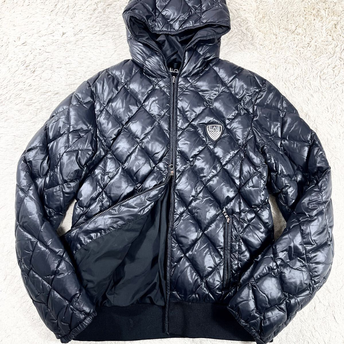美品 EMPORIO ARMANI EA7 ダイヤ キルティング ダウンジャケット フード アウター メンズ ブラックWジップ エンポリオアルマーニ XL 相当拍卖