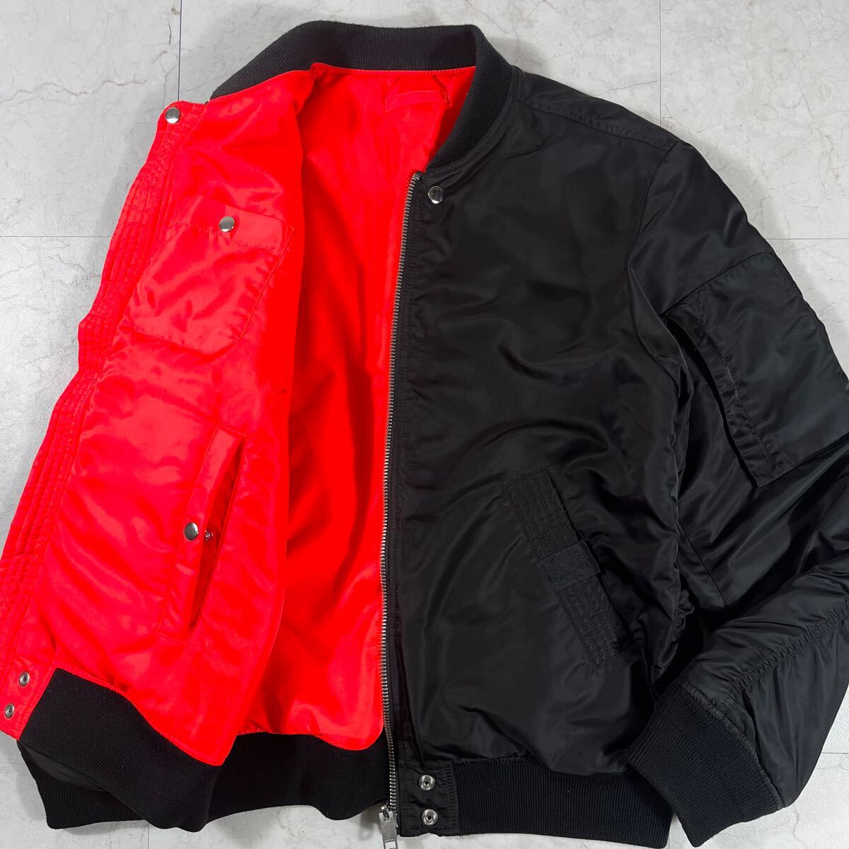 美品 DIESEL フライトジャケット MA-1 ミリタリー ブルゾン リバーシブル 黒 ブラック 中綿 ディーゼル L〜XL相当 大きいサイズ感拍卖