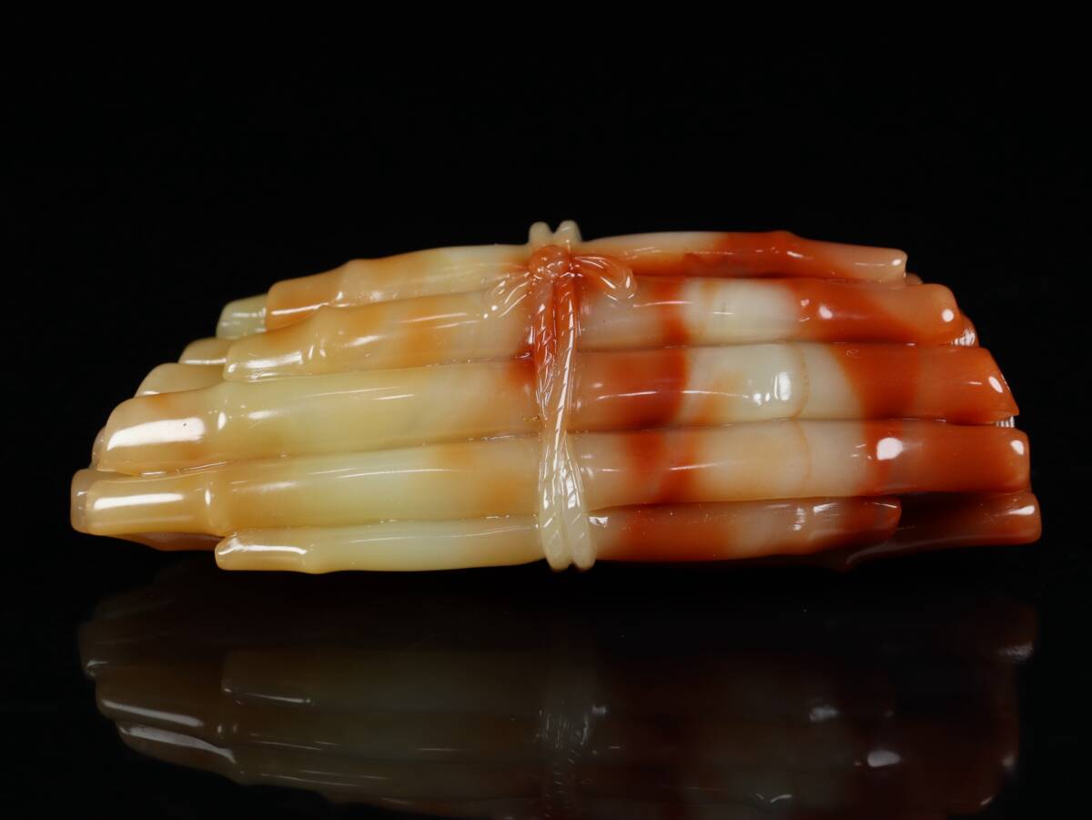 旧蔵 清 紅黄白三彩寿山石把件 寓意【財源滾滾】 天然石 手彫 篆刻 極細工 中国古玩 骨董品 古美味 210拍卖