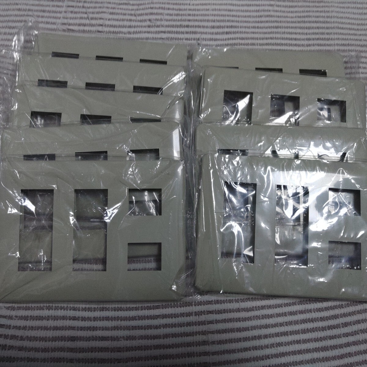 パナソニック フルカラー WN6008W 3+3+2プレート 新古 9個 ゆうパック60サイズ拍卖