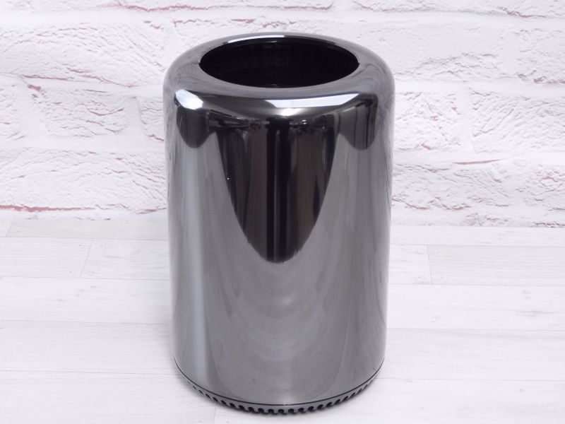Bランク Apple MacPro MD878J/A(Late2013) Intel Xeon E5 1650v2(6コア)3.5Ghz メモリ16GB SSD256GB D500×2拍卖