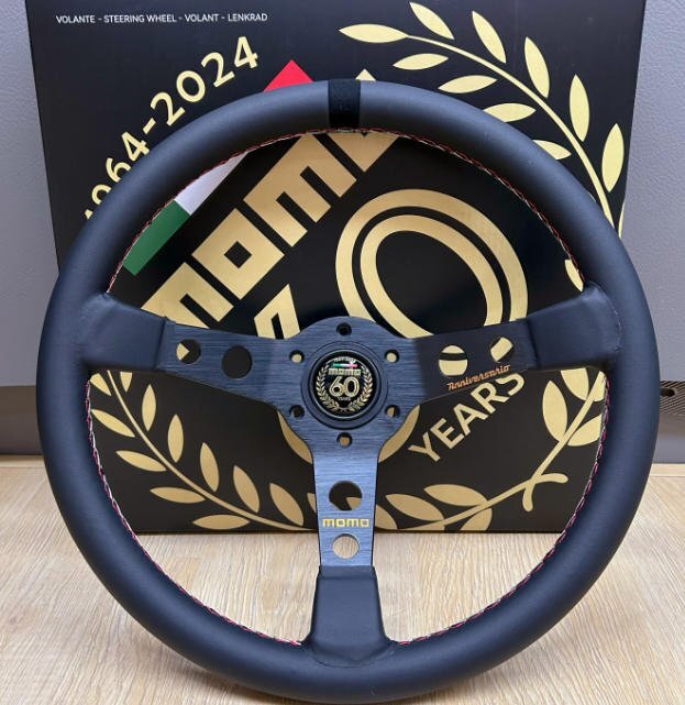 MOMO 60周年記念ステアリング 350mm 14インチ ステアリングホイール ou-002拍卖