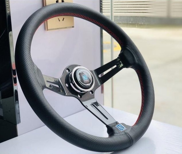 超高品質NARDI ナルディ ステアリング 車ハンドル 14インチ 350mm スポーツステアリング カーボンファイバーフレーム AT0026-7拍卖