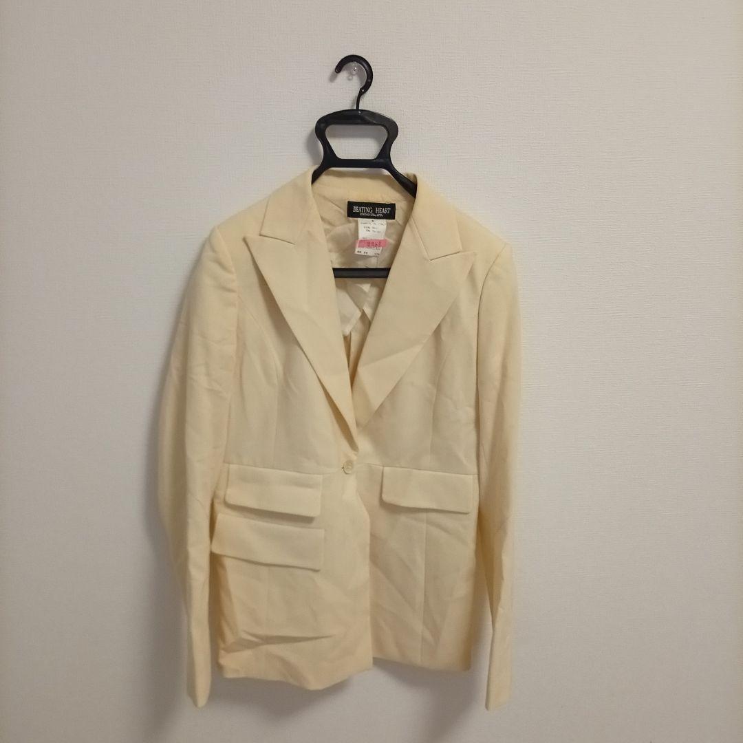 BEATING HEART テーラードジャケット クリーム色 サイズ1 送料無料 正規品 鑑定済み 人気ブランド 限定セール拍卖