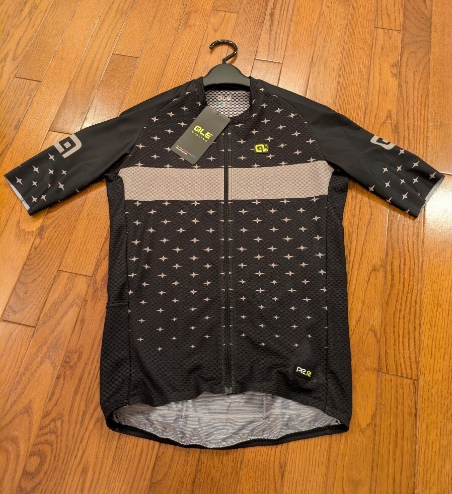 【新品タグ付き】ALE 半袖サイクルジャージ拍卖