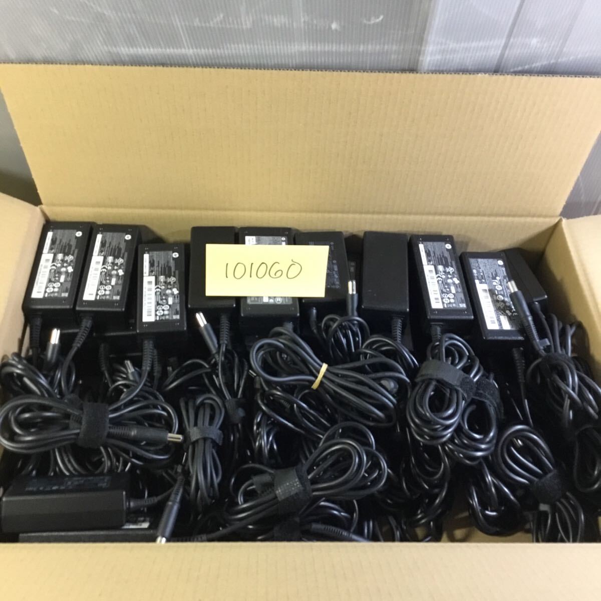 【送料無料】(101060H) 40個セット HP 65W AC Adapter PPP009D等 19.5V-3.33A 純正品 ACアダプター ミッキーケーブル付 中古品拍卖