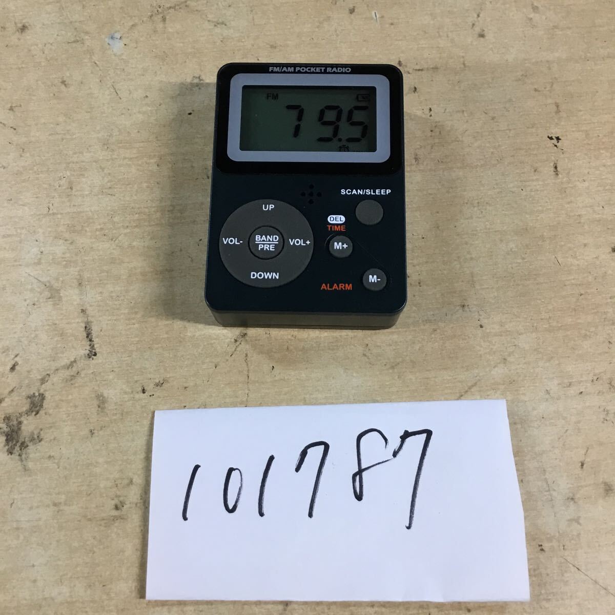 (101787C) 中古品/E-FINDS ラジオ ポケットラジオ ポータブル ワイドFM FM AM イヤホン欠品拍卖