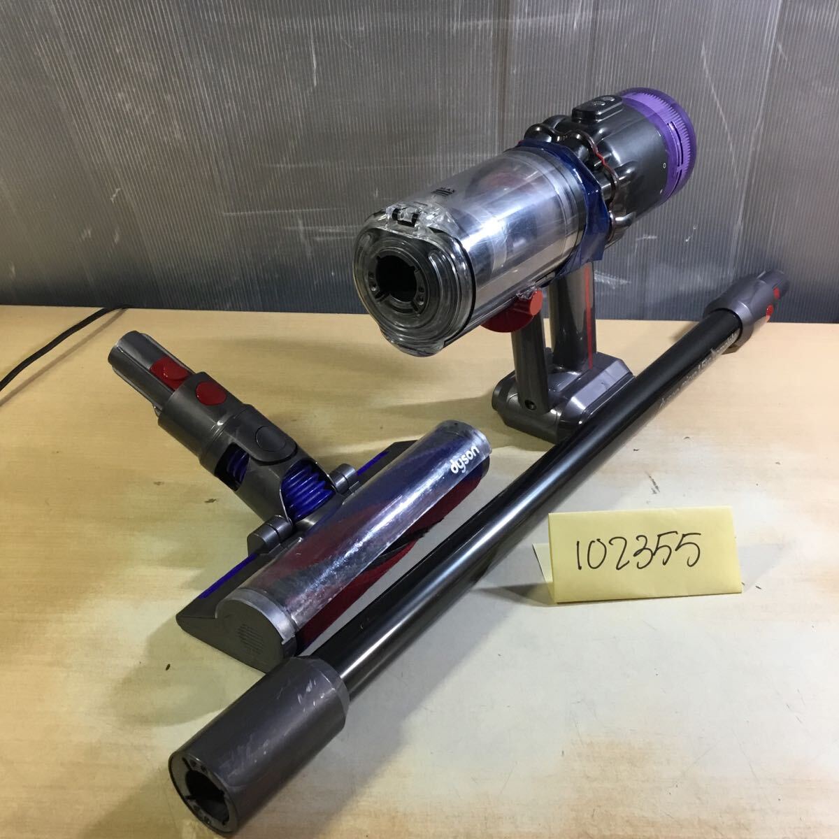 (102355G) dyson SV21 サイクロン式コードレスクリーナー ジャンク品拍卖