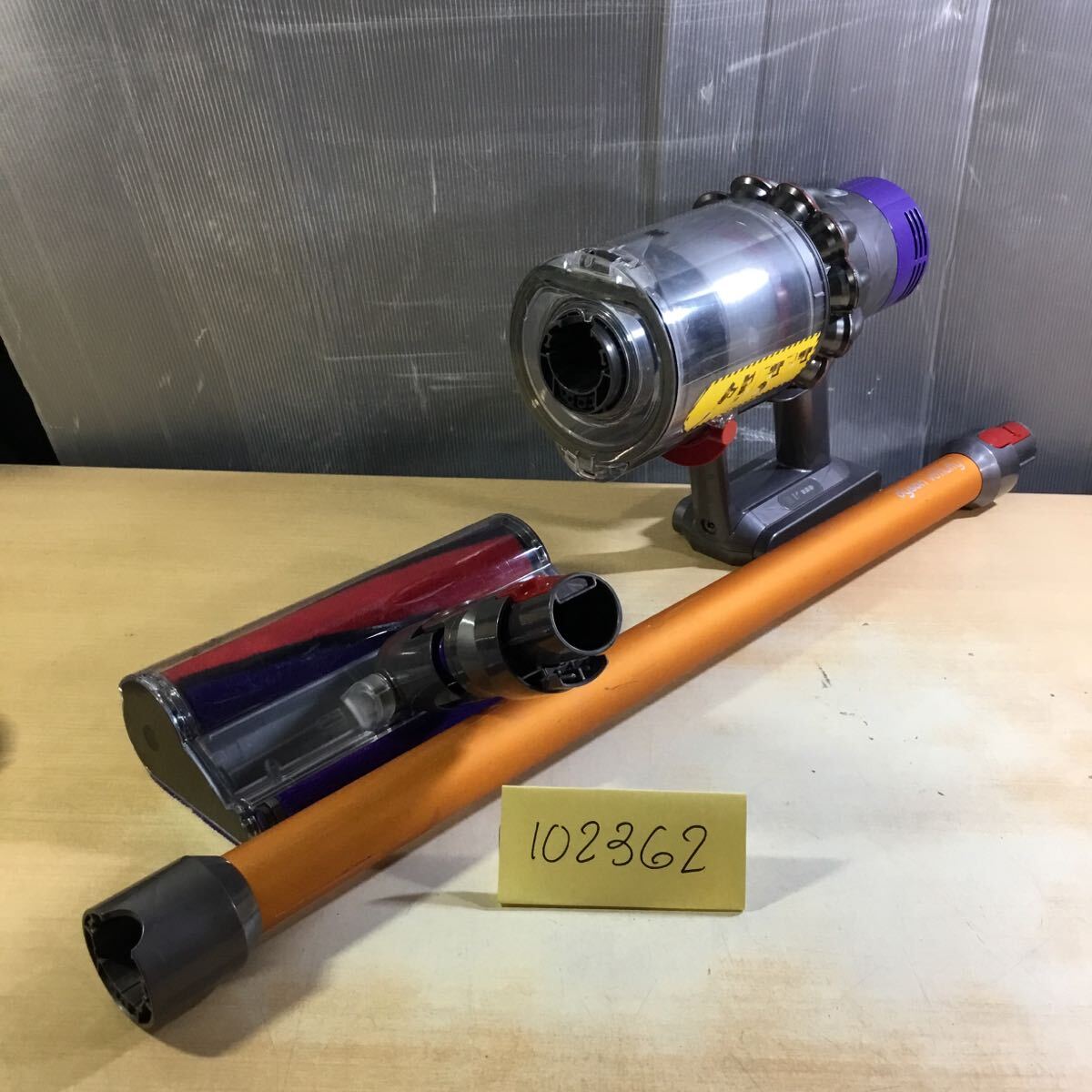 (102362G) dyson SV12 サイクロン式コードレスクリーナー ジャンク品拍卖