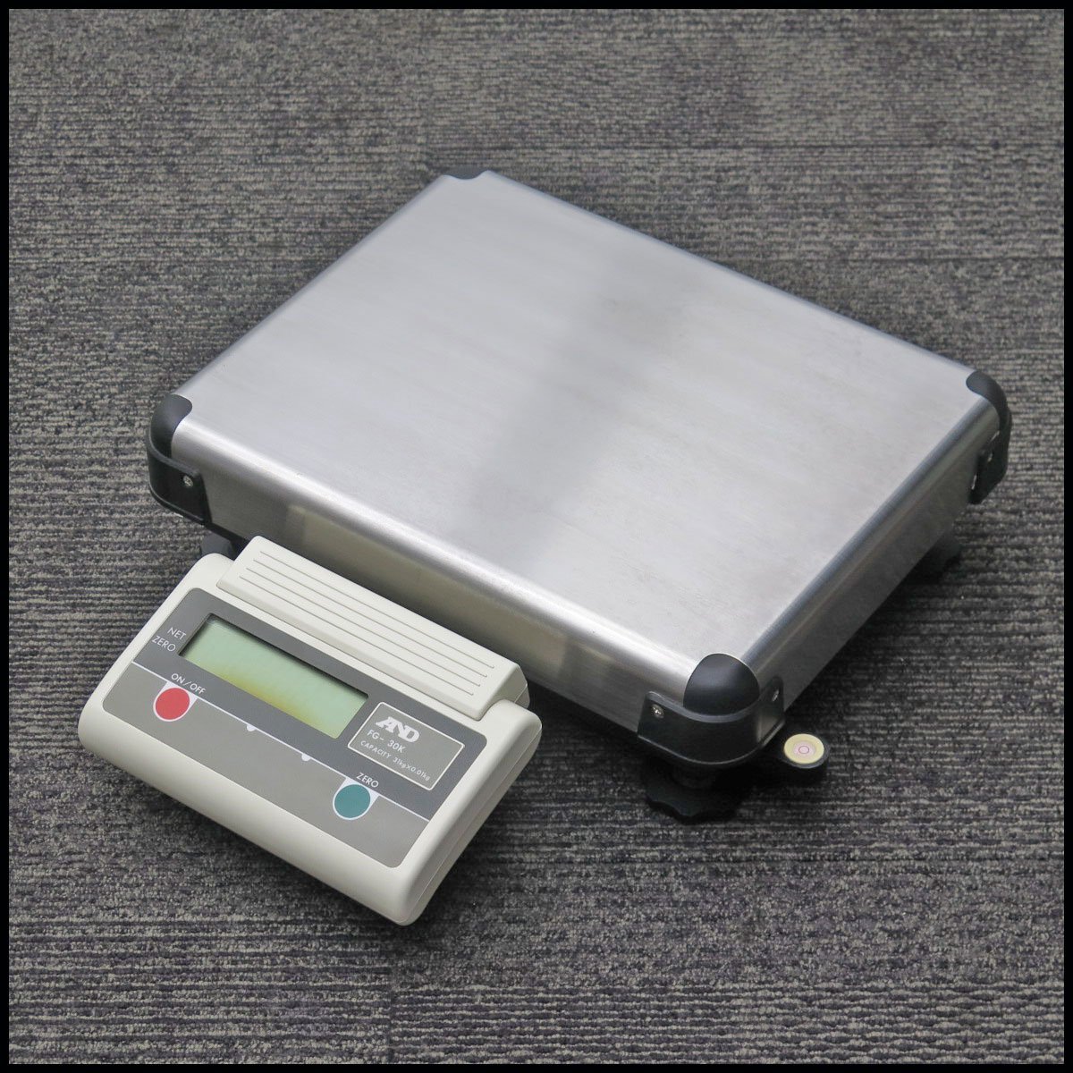 ●A&D エー・アンド・デイ デジタル台はかり FG-30K ひょう量:30kg 【現状品】卓上タイプ ポール無し 2電源方式 AND/計量機器拍卖