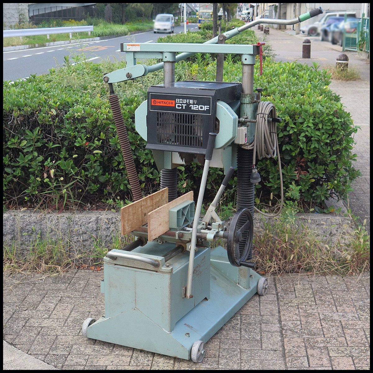 I29) HITACHI/日立工機 ほぞ取り機 CT120F 木工機/切断機/ホゾキリ/大工工具/ホゾキリ/ほぞ取り作業/木造建築/ヒタチ拍卖