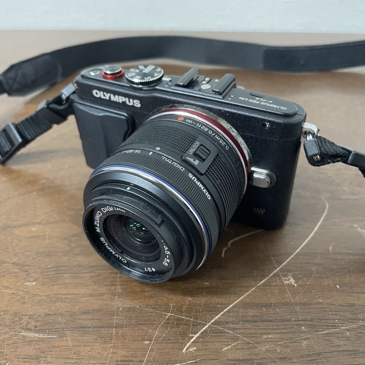 寺222さ OLYMPUS PEN Lite オリンパス ミラーレス一眼 カメラ E-PL6 OLYMPUS IMAGING CORP. ブラック拍卖