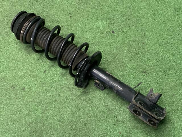 スイフト DBA-ZD72S 右Fストラット 41601-71L10拍卖