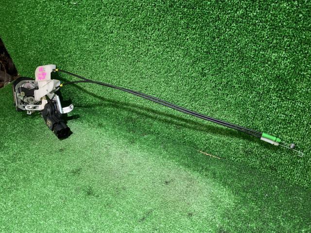 カローラ CBA-NZE121 右Rドアロックソレノイド 69050-12330拍卖