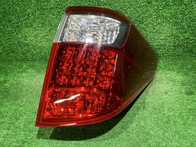 アルファード DBA-ANH25W 右テールランプ 81551-58070拍卖