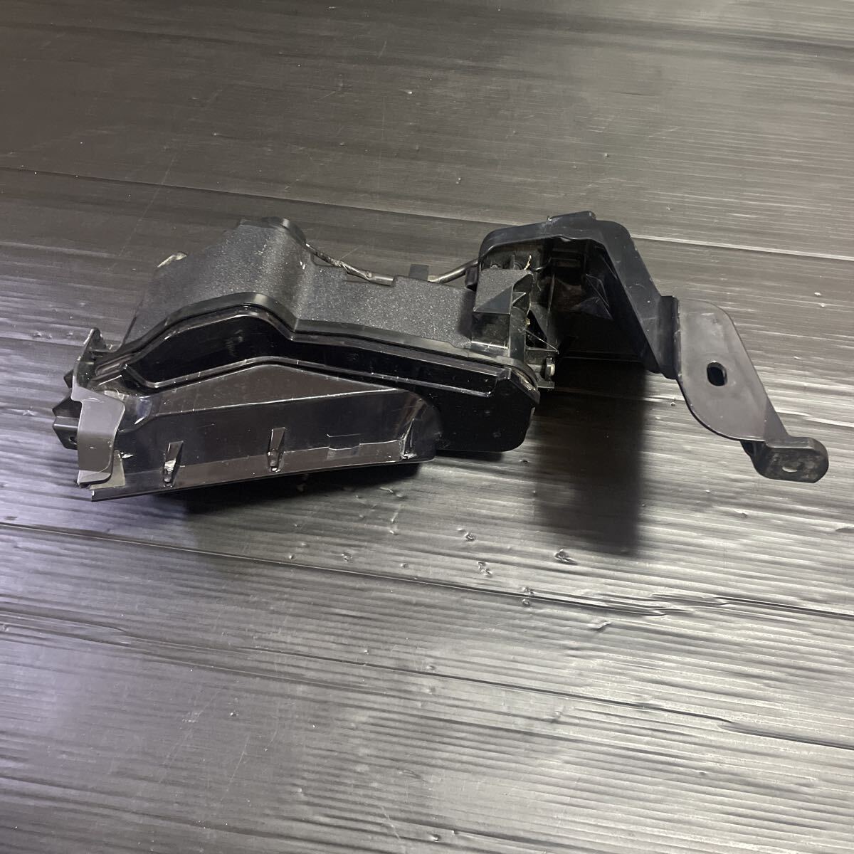 トヨタ ハリアー デイライト 右用拍卖