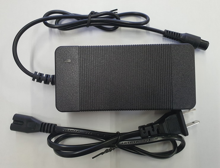 ミニセグウェイ・バランススクーター用 36V電池用 42V充電器拍卖