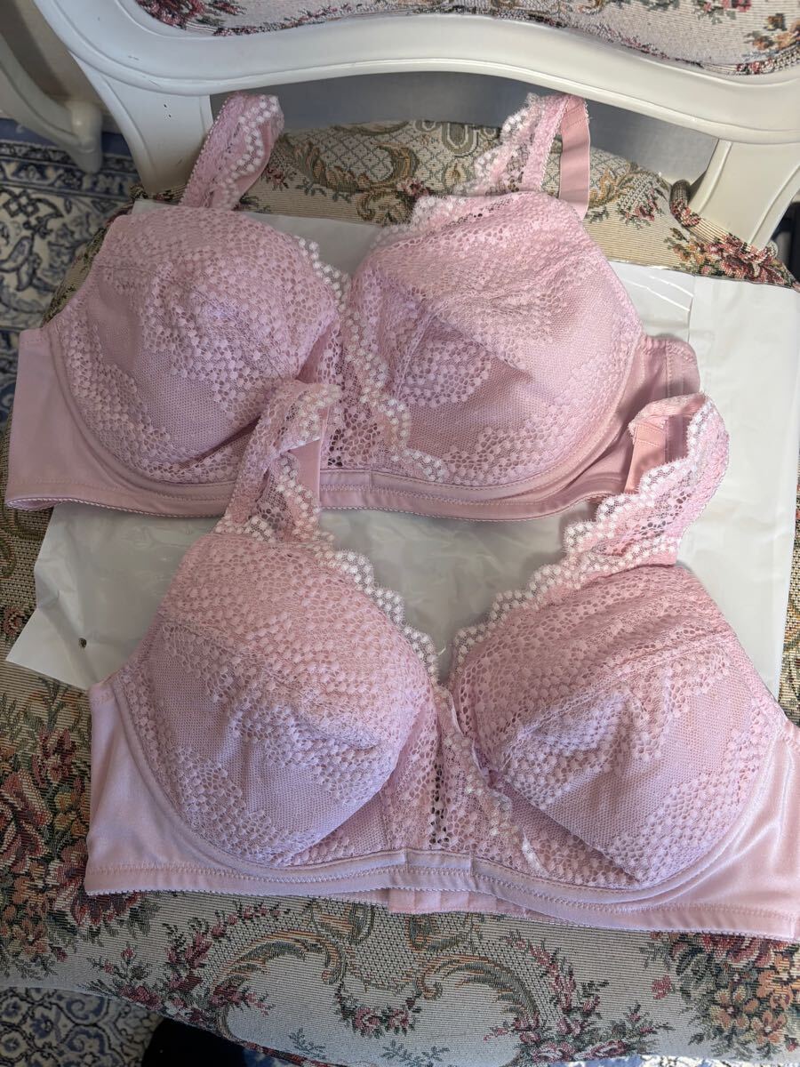 新品未使用 D80サイズ レース付きピンク ブラジャー 2点セット 大きい 即決あり拍卖