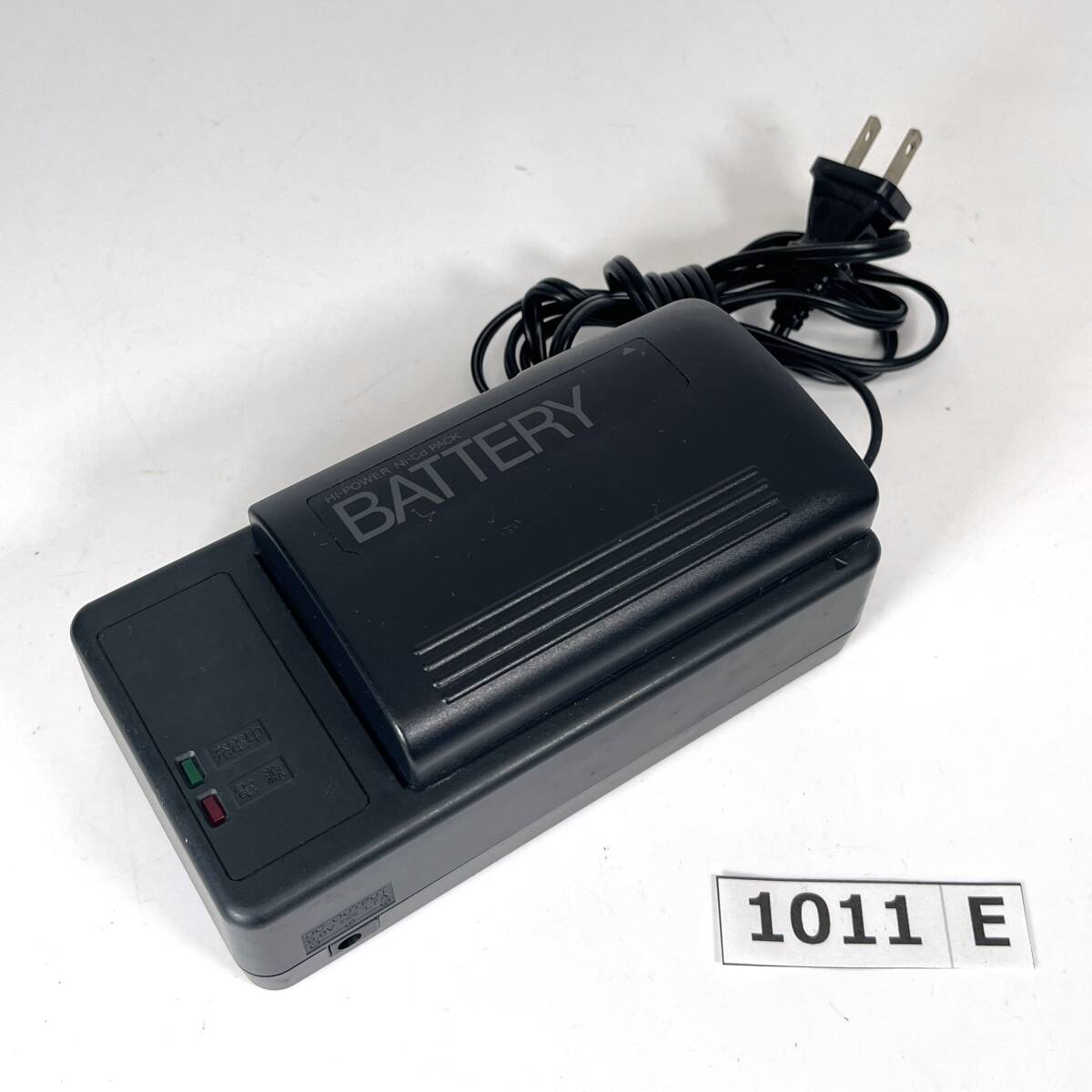 (志)【動作品】HITACHI/日立 ビデオ ACアダプター バッテリーチャージャー VM-AC61 バッテリー VM-BP71 2点セット 1000mAh 充電器(o)1011E拍卖