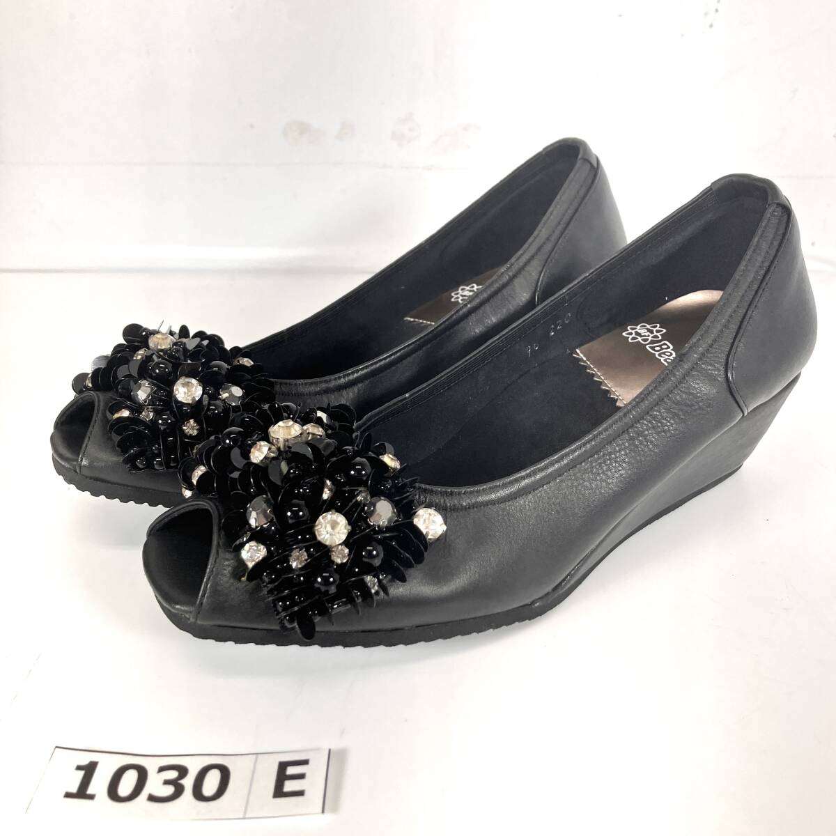 (志)【新品】BeauFort/ビューフォート ウェッジソール ビジュー付 オープントゥ パンプス 22cm 22EEE ブラック 黒 日本製(I)1030E拍卖