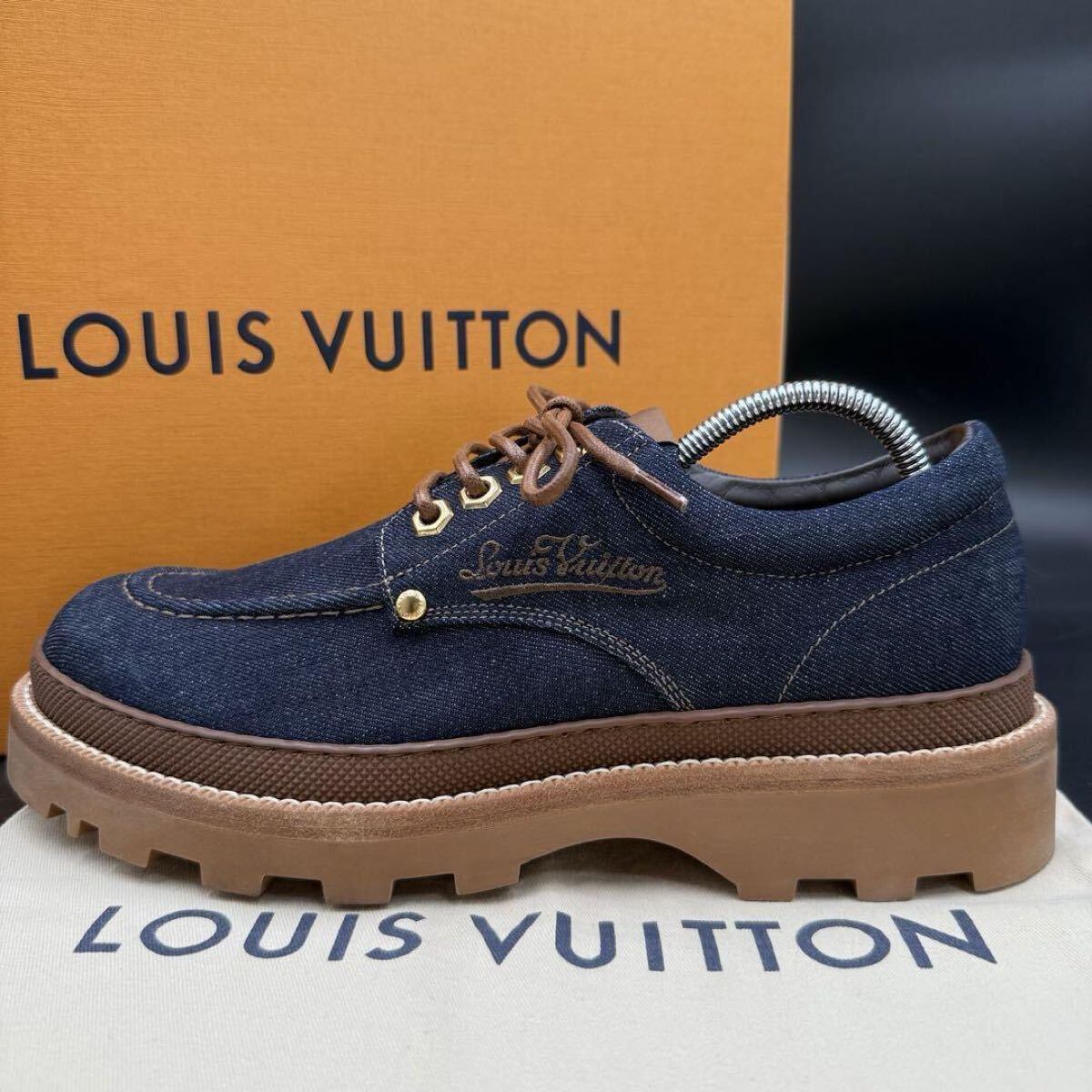 1円【未使用級】 LOUIS VUITTON ルイヴィトン 【王者の貫禄】 ダービー デニム ロゴ刺繍 メンズ スニーカー 靴 シューズ インディゴ 25cm拍卖
