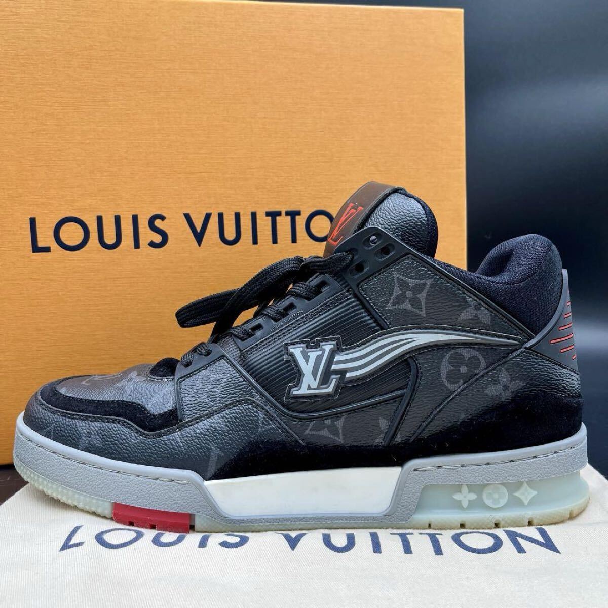 1円 【美品】 LOUIS VUITTON ルイヴィトン LVトレイナー モノグラム エピ サイドLVロゴ ブラック メンズ スニーカー 靴 シューズ 26cm相当拍卖