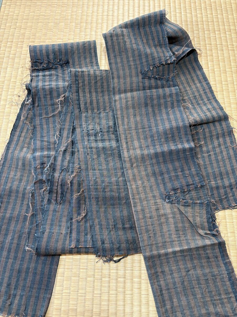 古布 木綿 古い帯芯 縞木綿 襤褸 継ぎ接ぎ リメイク素材 ぼろ ハギレ はぎれ BORO 古裂 時代布拍卖