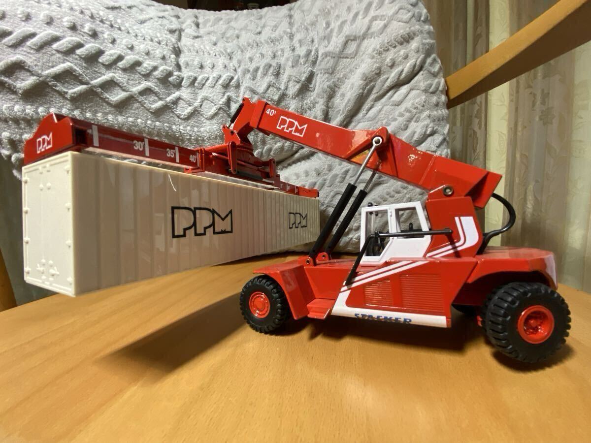 1/50 JOAL Super Stacker PPM 40t 1:50 ジョアル スーパー スタッカー 赤 コンテナクレーン リフト 大型 ミニカー ミニチュア ダイキャスト拍卖
