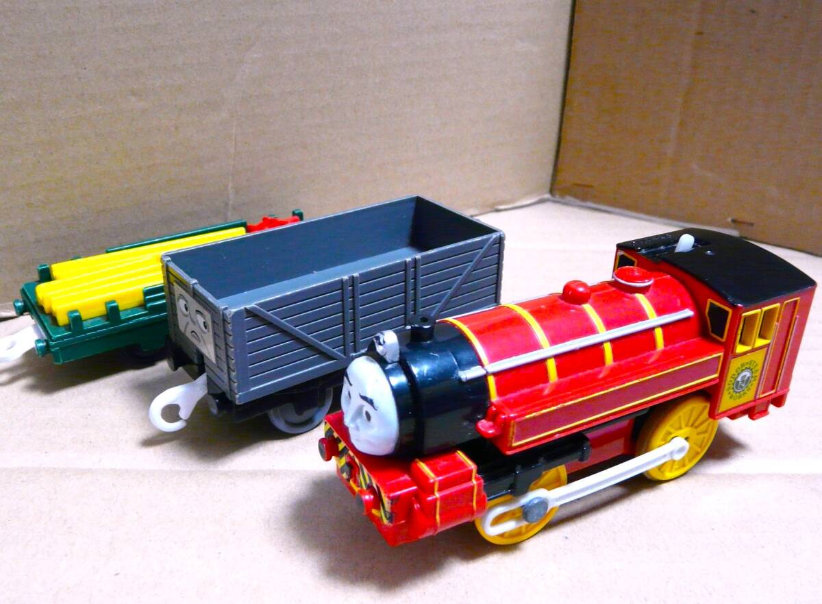 プラレール車両 きかんしゃトーマス ビクター 3両セット used拍卖