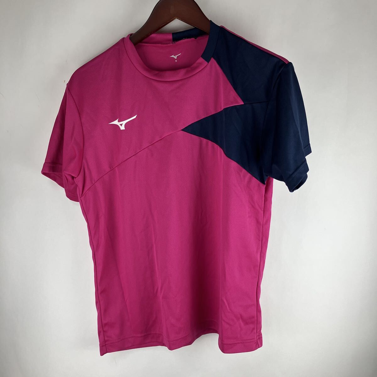 ミズノ MIZUNO 半袖Tシャツ ピンク Tシャツ mizuno 半袖 Mサイズ スポーツウェア ランニングウェア ワンポイント拍卖