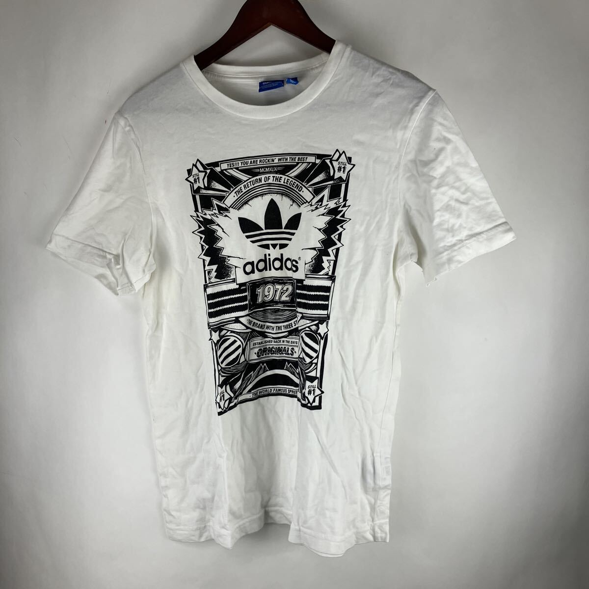 adidas アディダス 半袖Tシャツ ホワイト トップス 白 半袖カットソー プリント Lサイズ 大きめサイズ スポーツウェア ランニングウェア拍卖