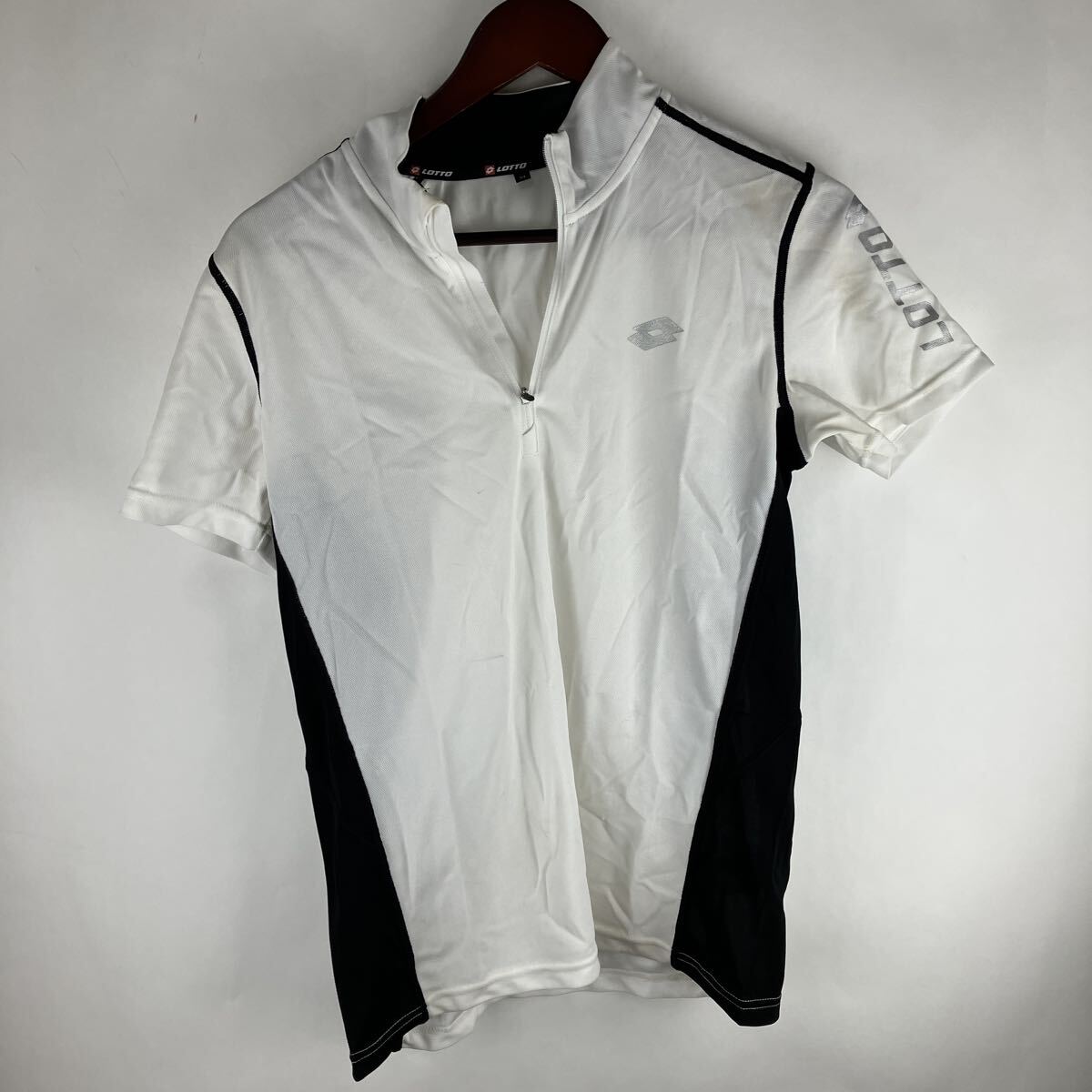 Lotto ロット 半袖 ポロシャツ ゴルフウェア ハーフジップ GOLF ホワイト ゴルフ 半袖シャツ Tシャツ スポーツウェア 機能素材 M Mサイズ拍卖