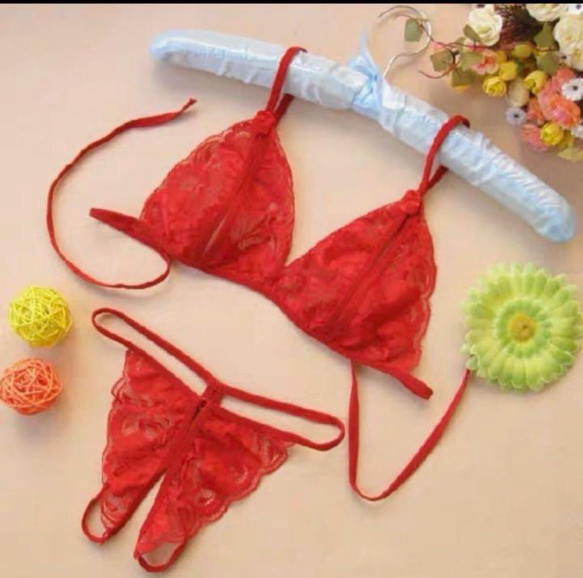 【匿名配送】赤★ 穴開き下着 セクシーランジェリーレースセット拍卖