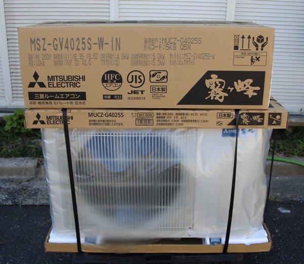 ☆新品【三菱電機 / MITSUBISHI ルームエアコン 霧ヶ峰 MSZ-GV4025S-W 主に14畳 単相200V 4.0kWメーカー保証付】2025年モデル即納 Q10063拍卖