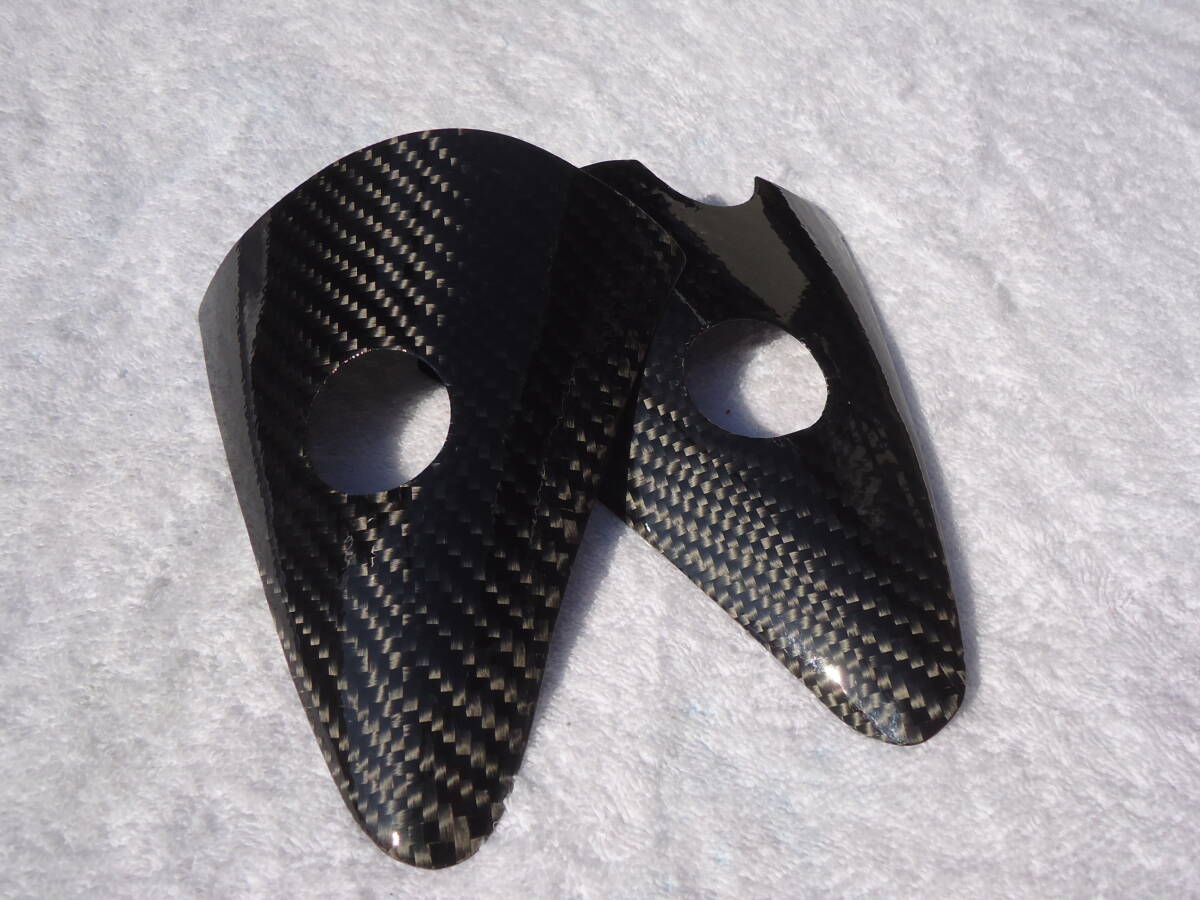 新品 隼 カーボンヒールガード (08~) GSX1300R 綾織カーボン 限定 現品 超美品 2代目用 黒魔 CARBON GX72拍卖