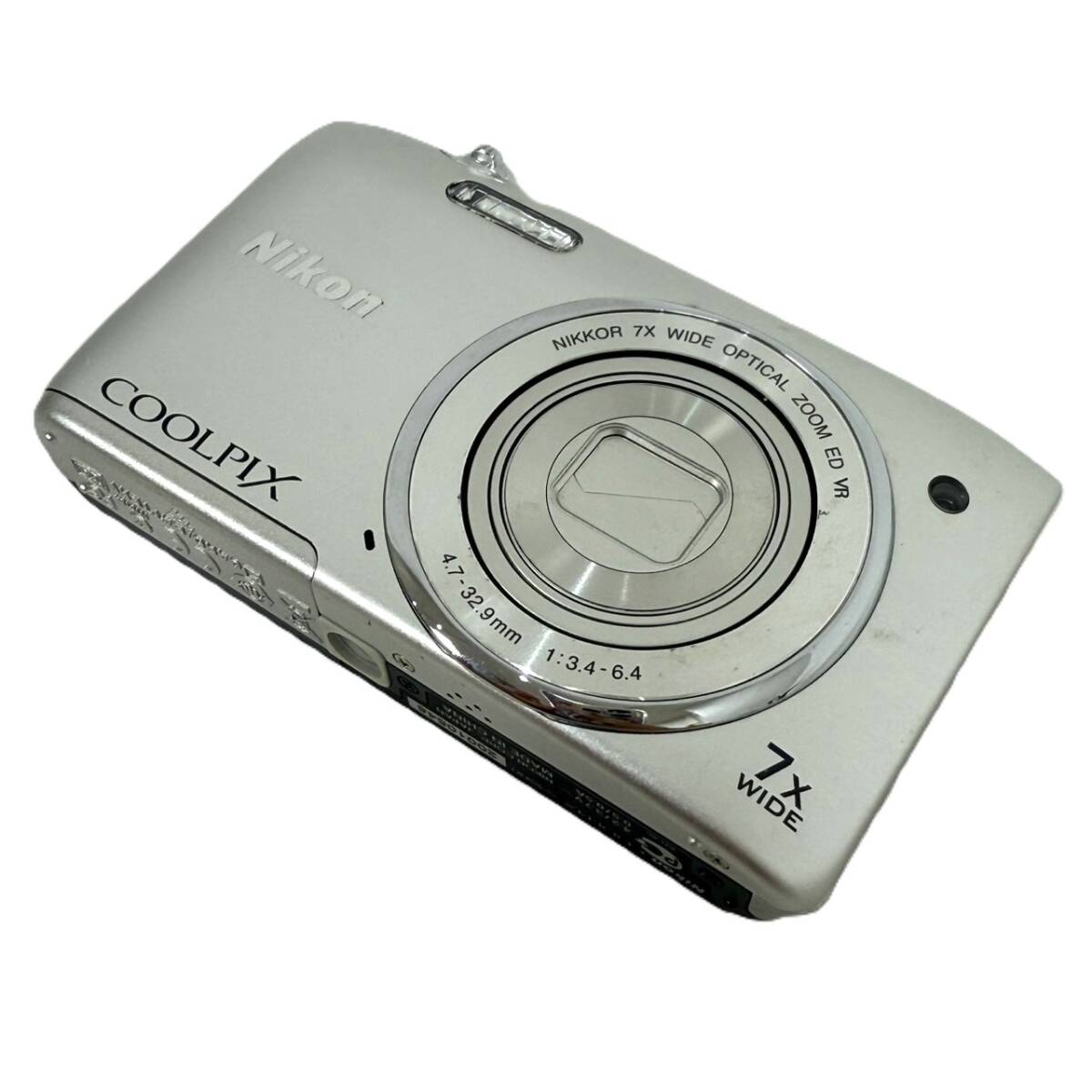 8906 ニコン Nikon デジカメ COOLPIX 7XWIDE S3500 MADE IN CHINA オプティカルズーム カラー シルバー カメラ コンパクトデジタルカメラ拍卖