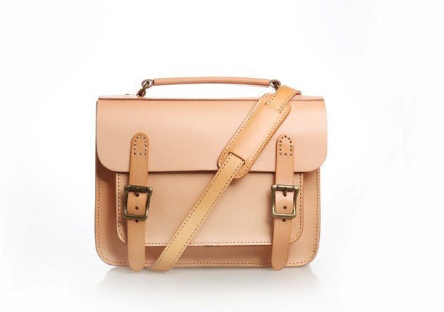 注目新作☆メンズ バッグ ヌメ革 牛革 レザー ハンドバッグ ビジネスバッグ ショルダーバッグ 斜め掛け拍卖