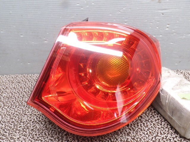 9291 アルファロメオ ジュリエッタ 940141 テールランプ右 テールライト右拍卖