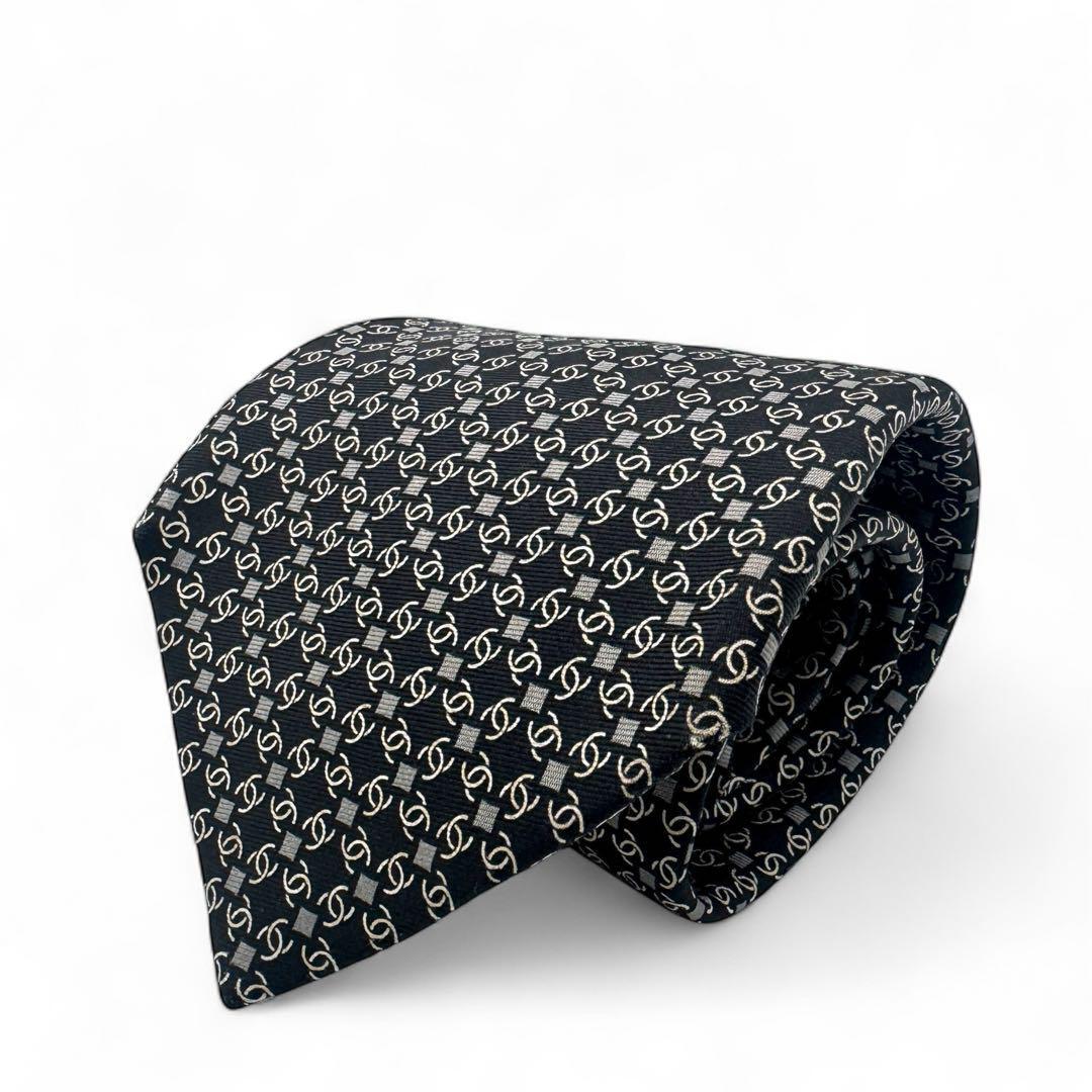 【美品】CHANEL シャネル シルク ネクタイ ブラック系 ココマーク拍卖