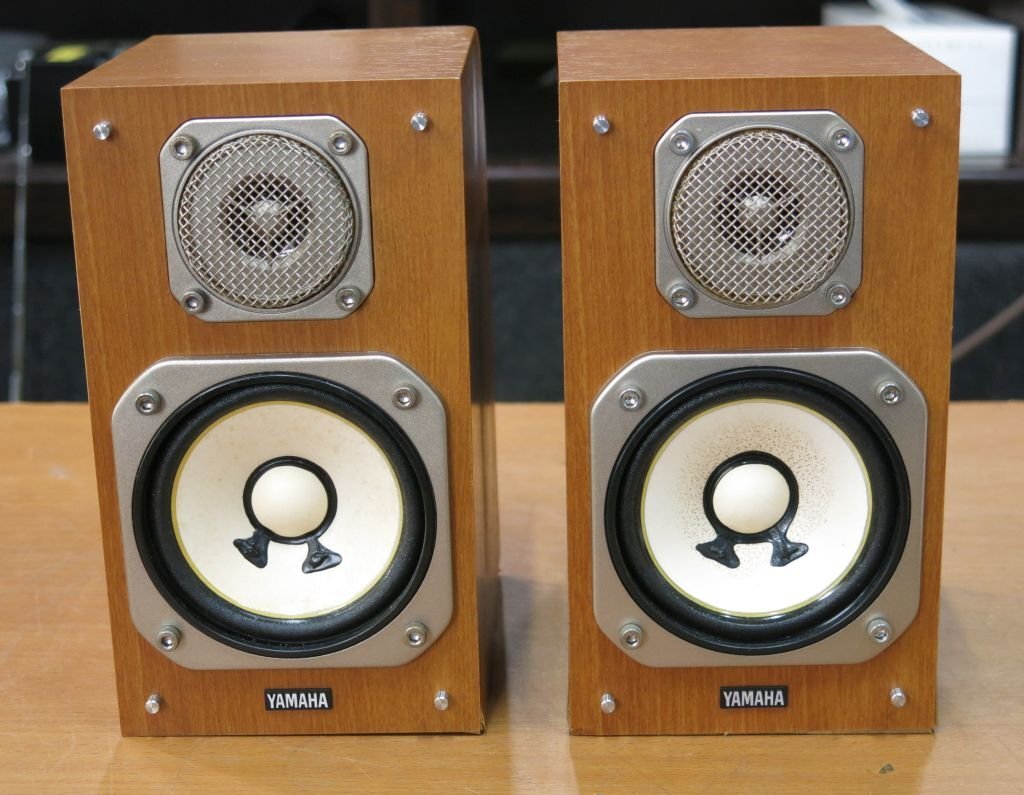 YAMAHA NS-10MM スピーカー2台セット ネットなし エンクロージャー傷み ジャンク品 (ヤマハ)拍卖