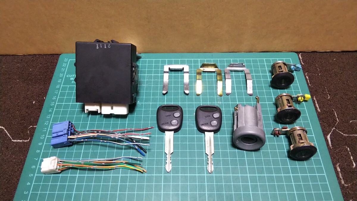 ダイハツ純正 ムーブ L900S L910S L902S キーレス レシーバー キーシリンダー セット 作動確認済み 89740-97203拍卖